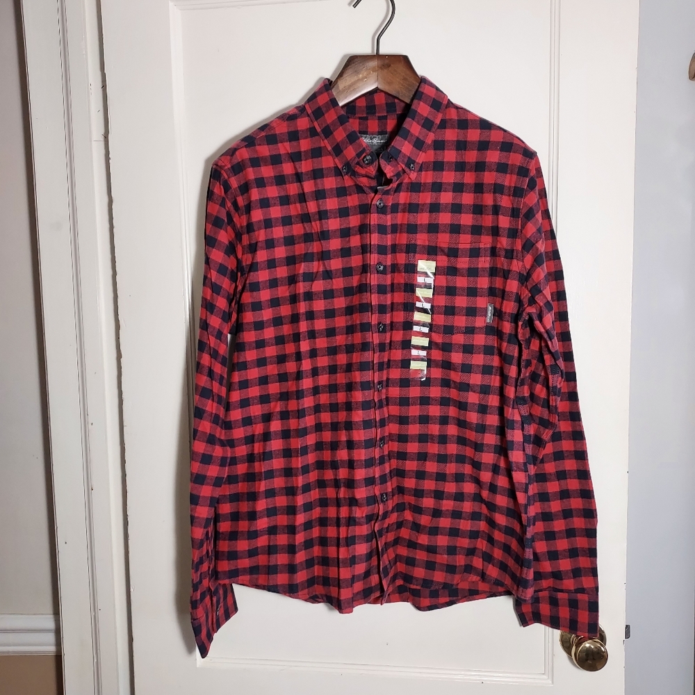 Mens Eddie Bauer button down, L